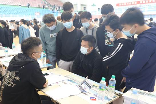 毕业生与用人单位了解详情